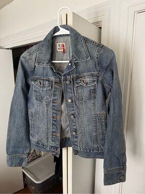 Old Navy Classic Light Wash Denim Jacket - Blue